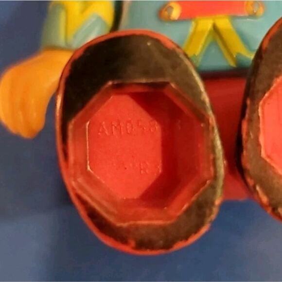 3.25 In Pirate Dora The Explorer Mega Bloks Replacement Figure Collectible Flaws - Picture 8 of 15